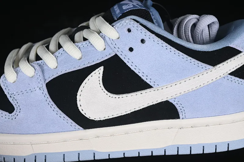 All Categories Nk SB Dunk Series Nk SB Dunk Low Low-top sneakers Nike SB Dunk Low "Aluminum" Black, blue and white hook Low-top casual sneakers HF3063-400